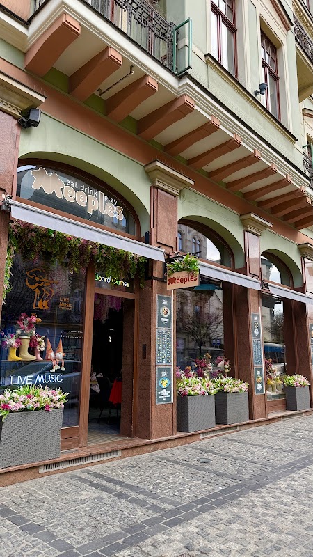 Ribs House / Dom Żeber